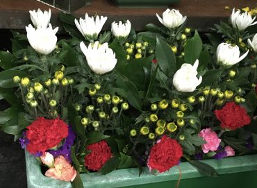 仏花もよくご利用いただいています|「足立花義」　（兵庫県丹波市の花屋）のブログ